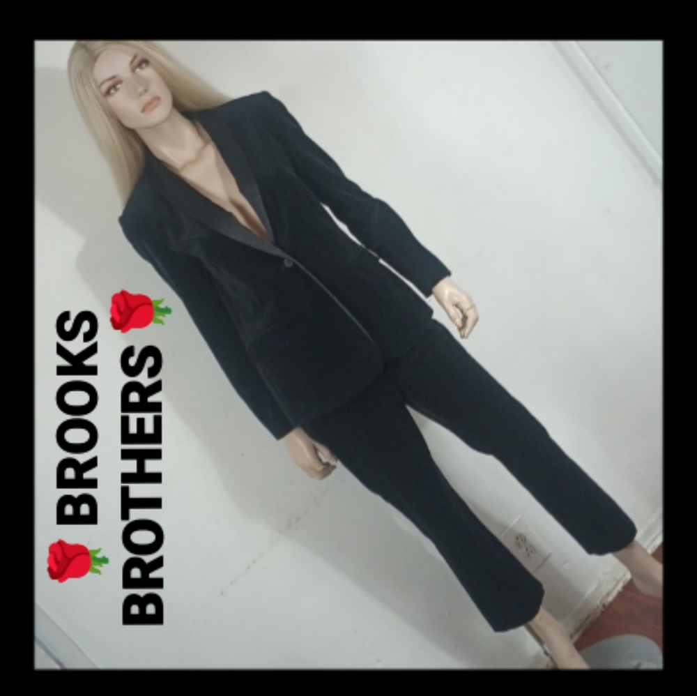 Brooks Brothers Black Velvet Women's Suit Size 4